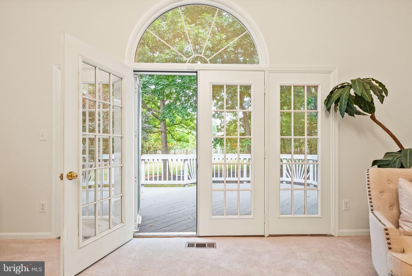 43889 LOGANWOOD COURT