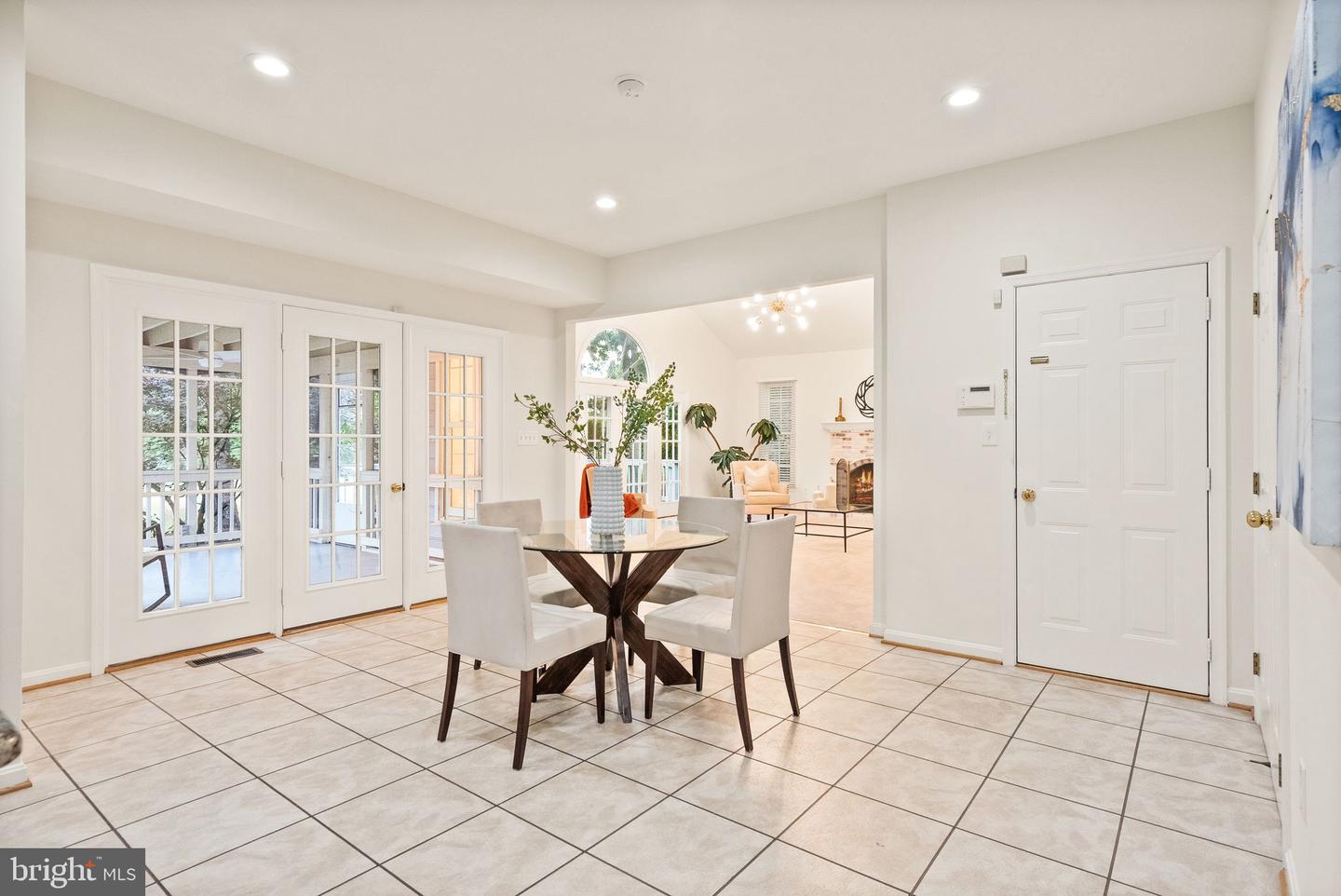 43889 LOGANWOOD COURT