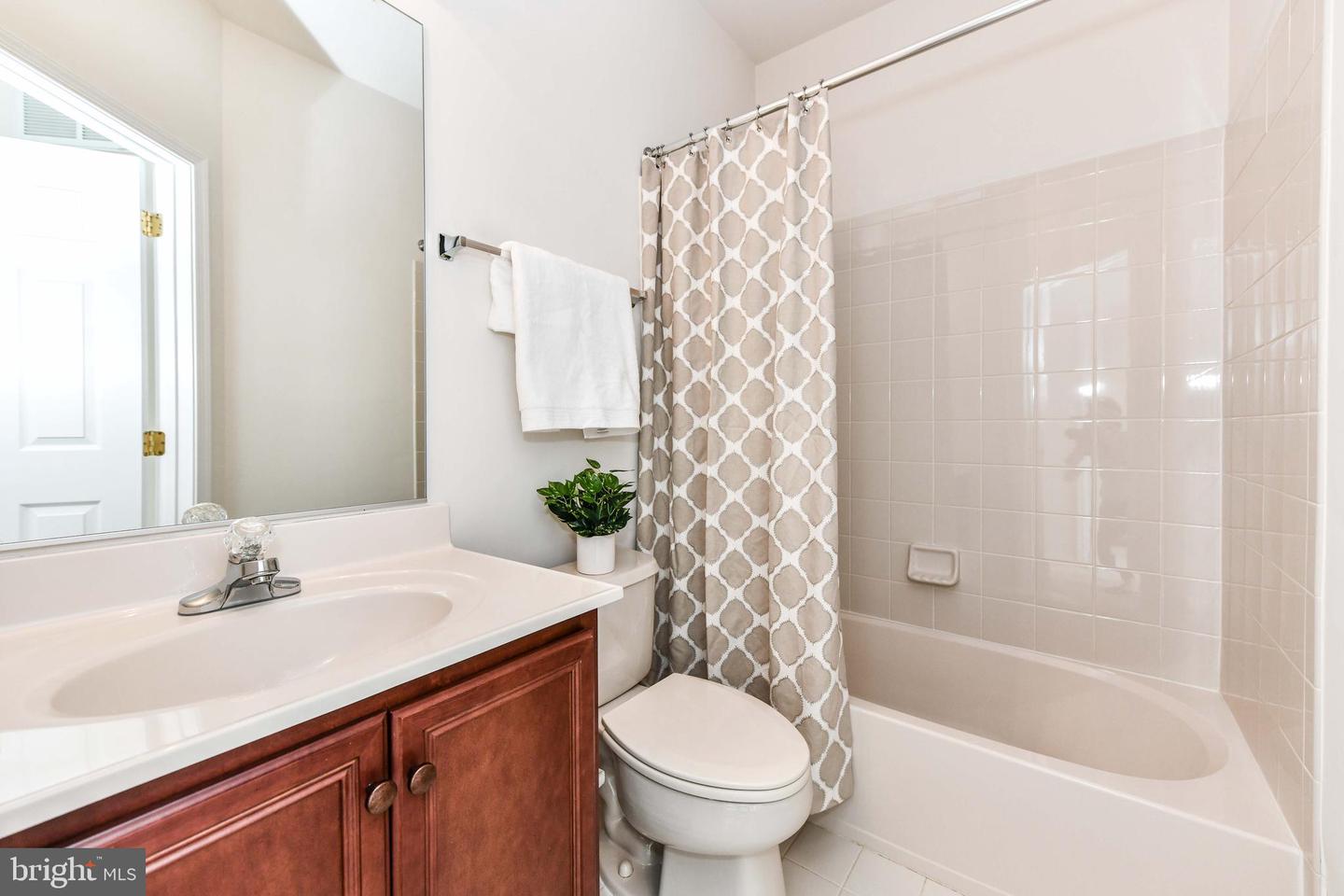 43890 HICKORY CORNER TERRACE Unit: 103