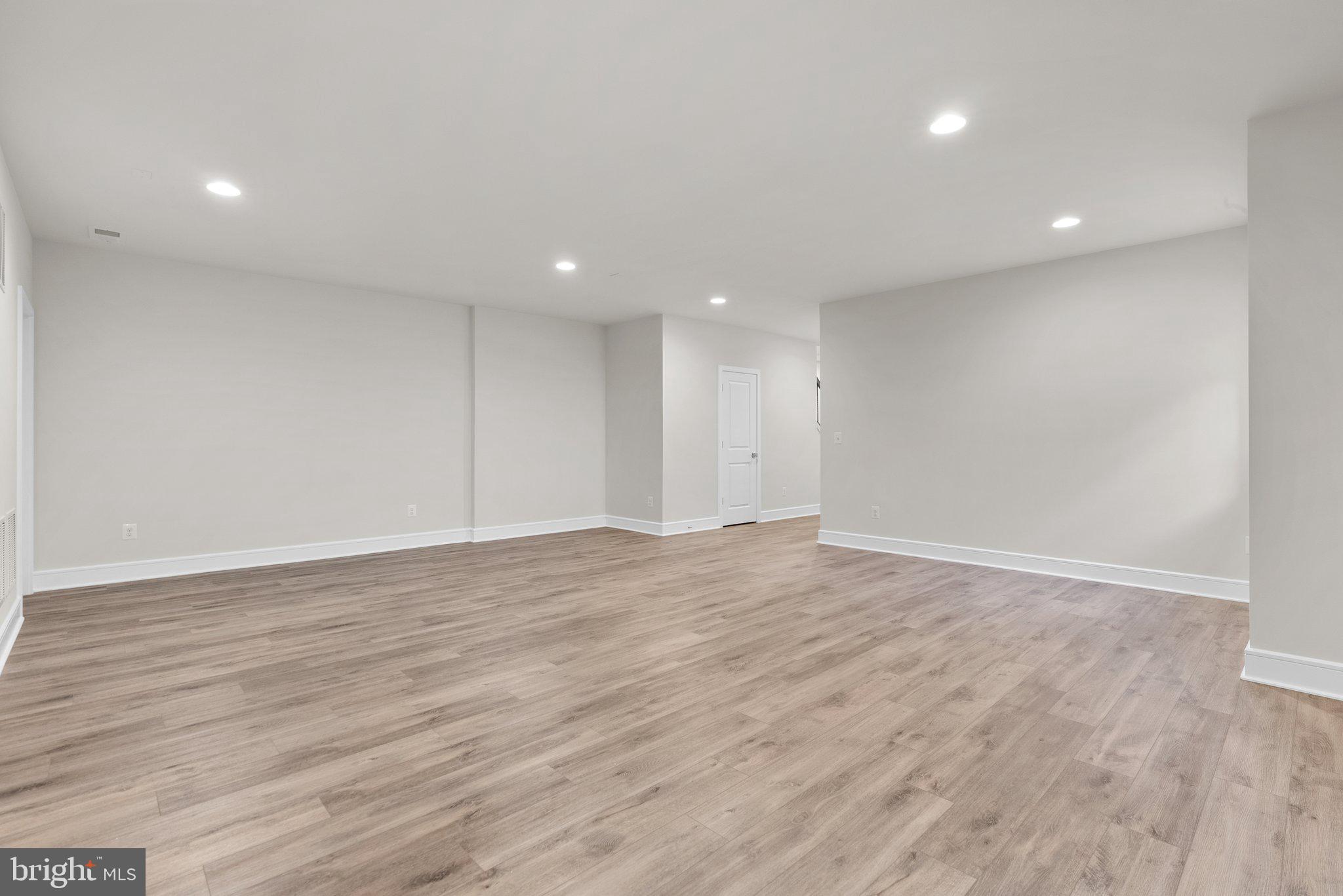 23139 GLENWOOD HEIGHTS CIRCLE
