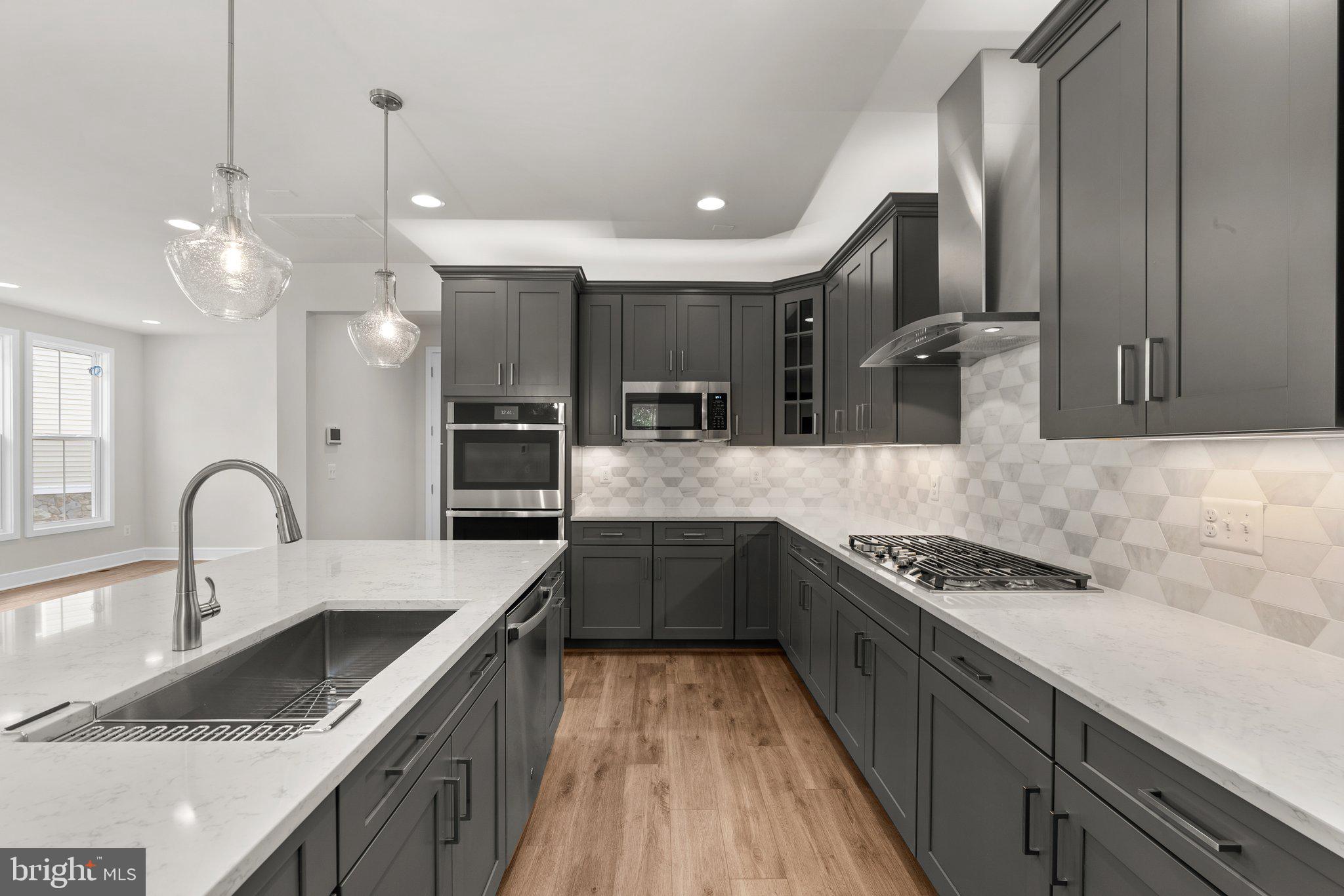 23139 GLENWOOD HEIGHTS CIRCLE