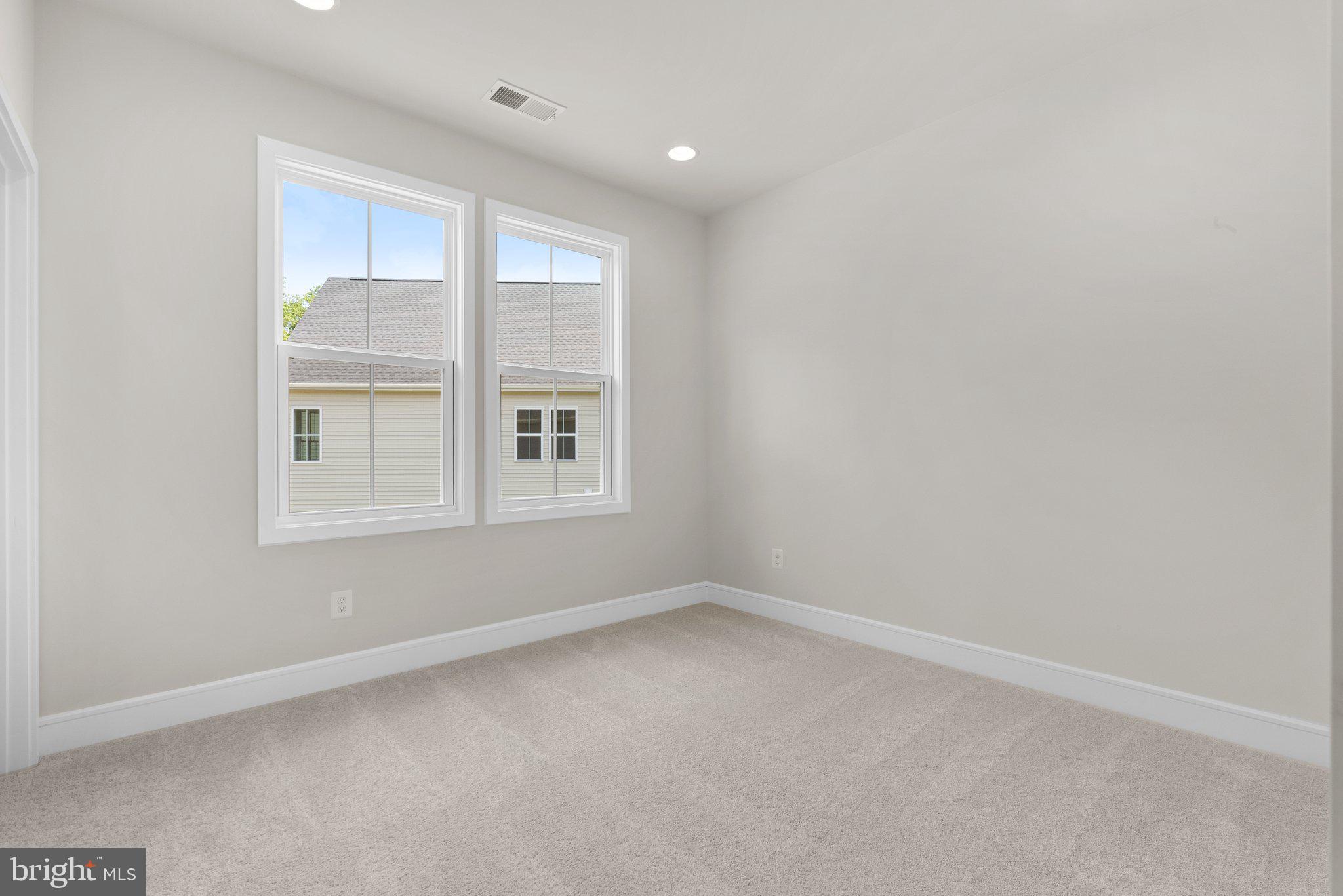 23139 GLENWOOD HEIGHTS CIRCLE