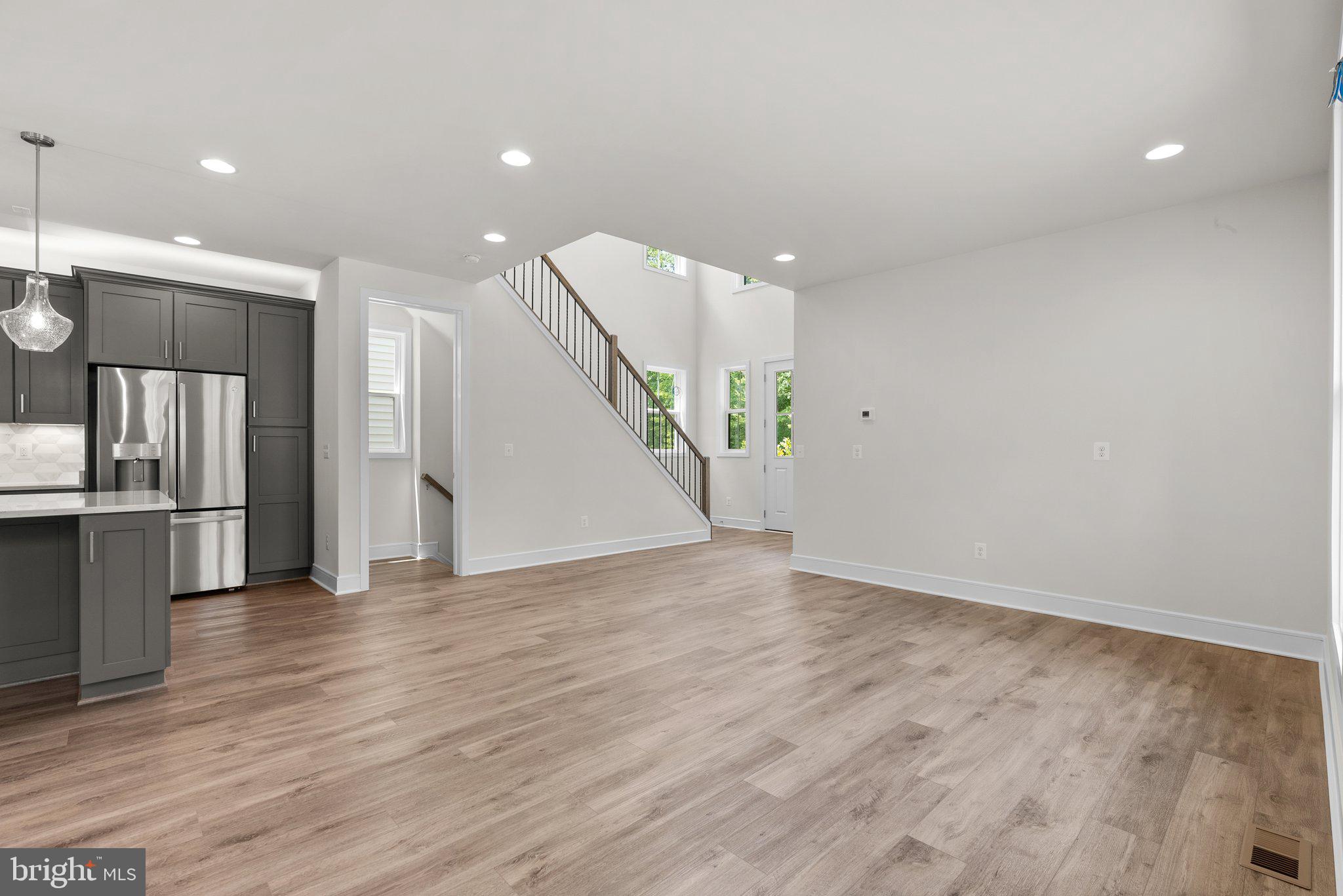 23139 GLENWOOD HEIGHTS CIRCLE