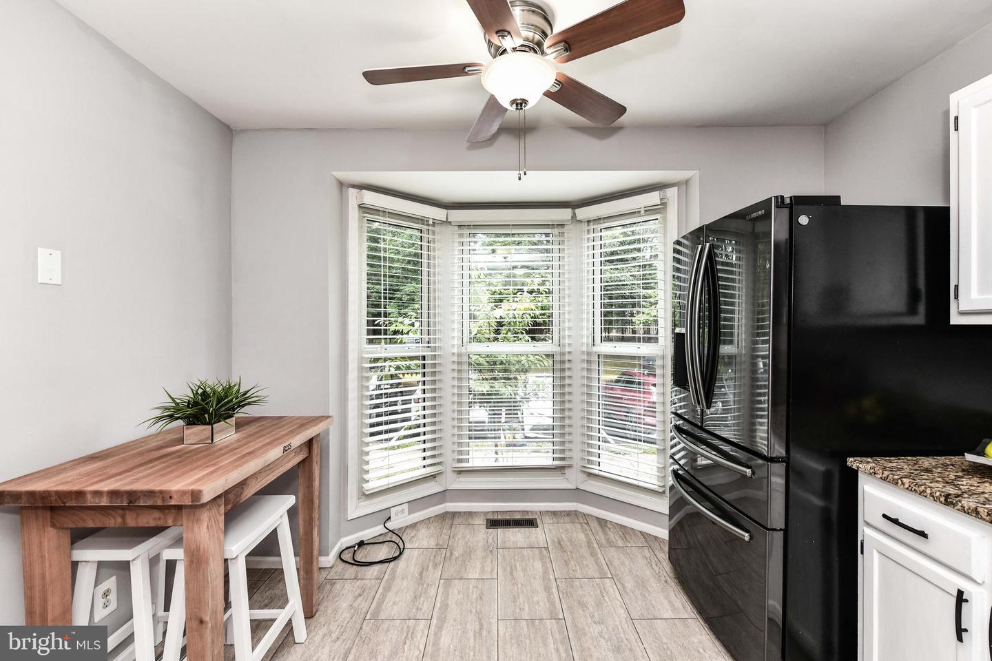 43792 LABURNUM SQUARE