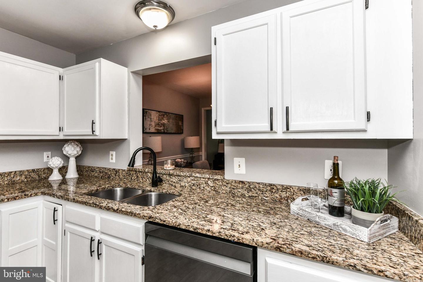 43792 LABURNUM SQUARE