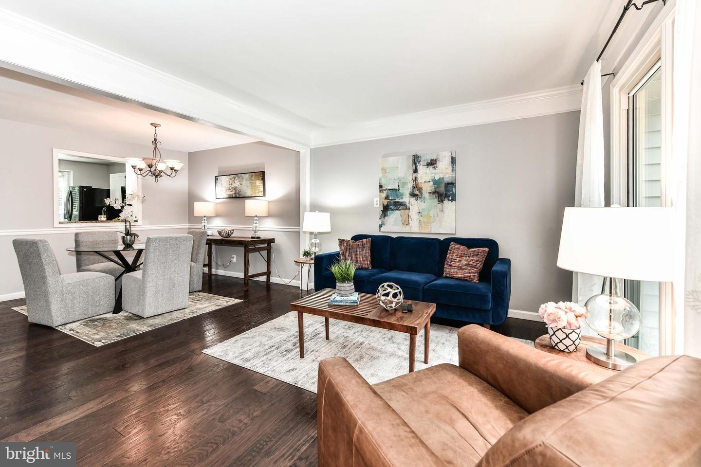 43792 LABURNUM SQUARE