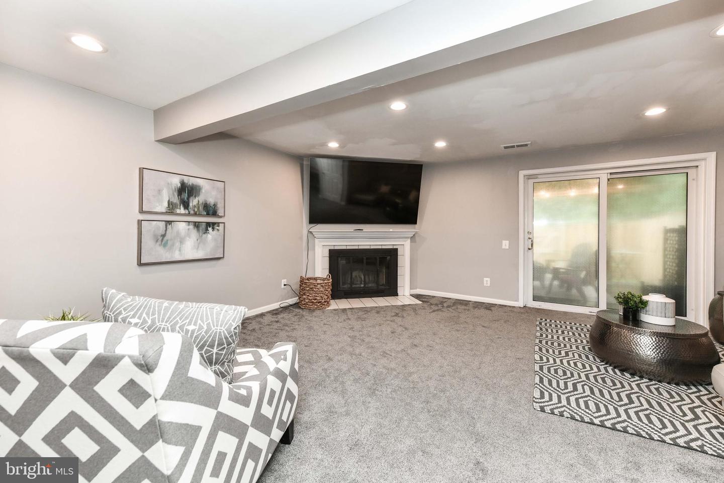 43792 LABURNUM SQUARE