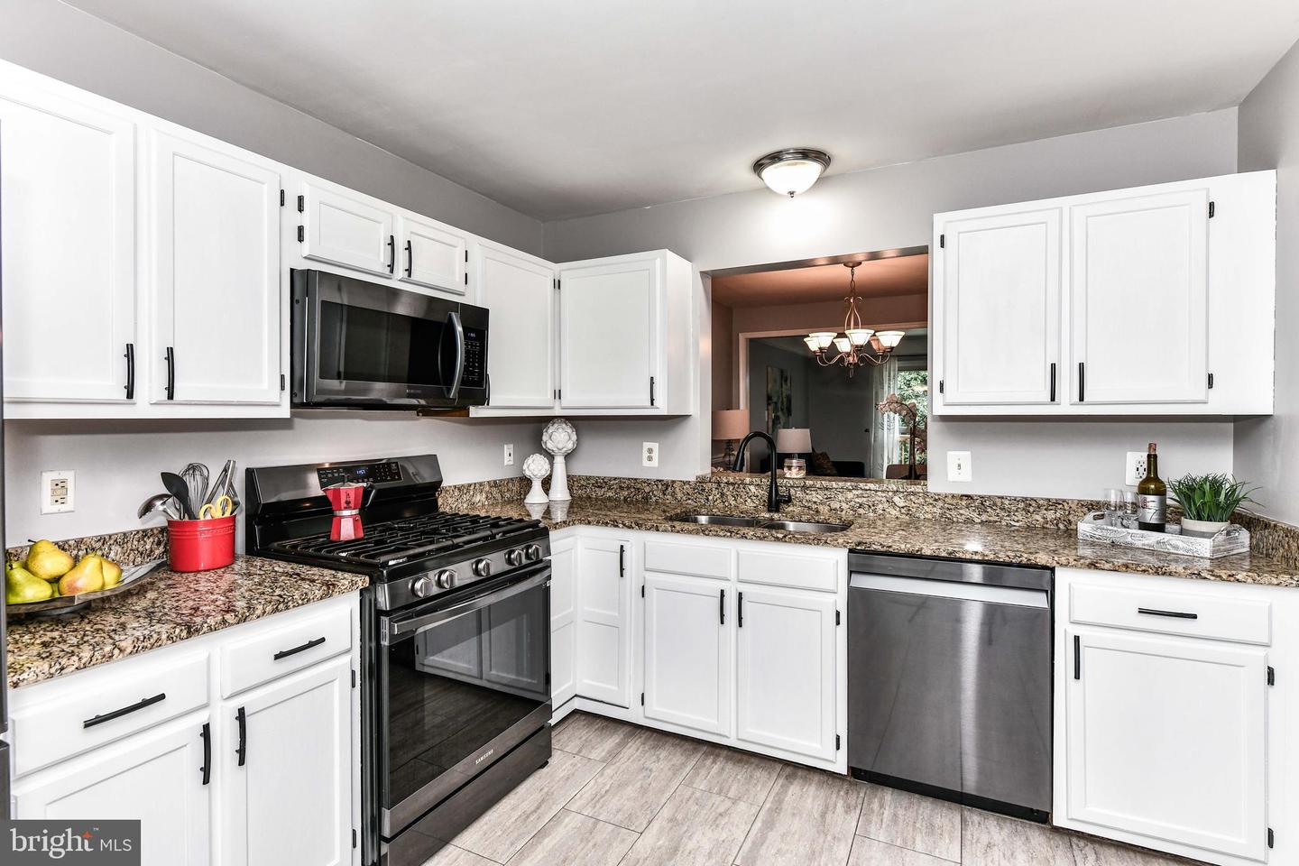 43792 LABURNUM SQUARE