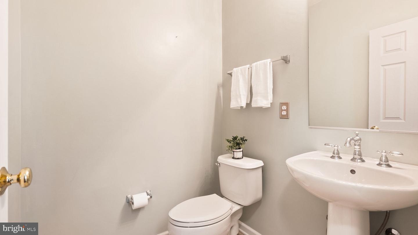 43840 HICKORY CORNER TERRACE Unit: 114