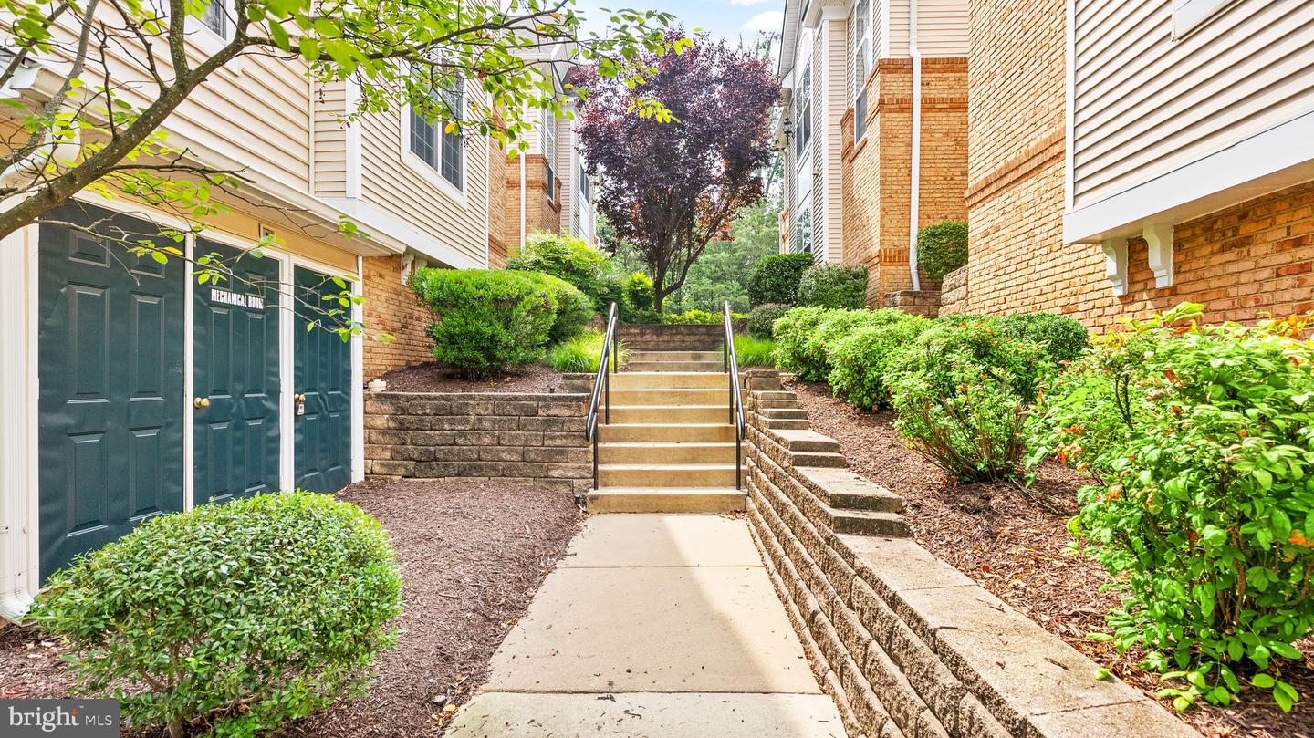 43840 HICKORY CORNER TERRACE Unit: 114