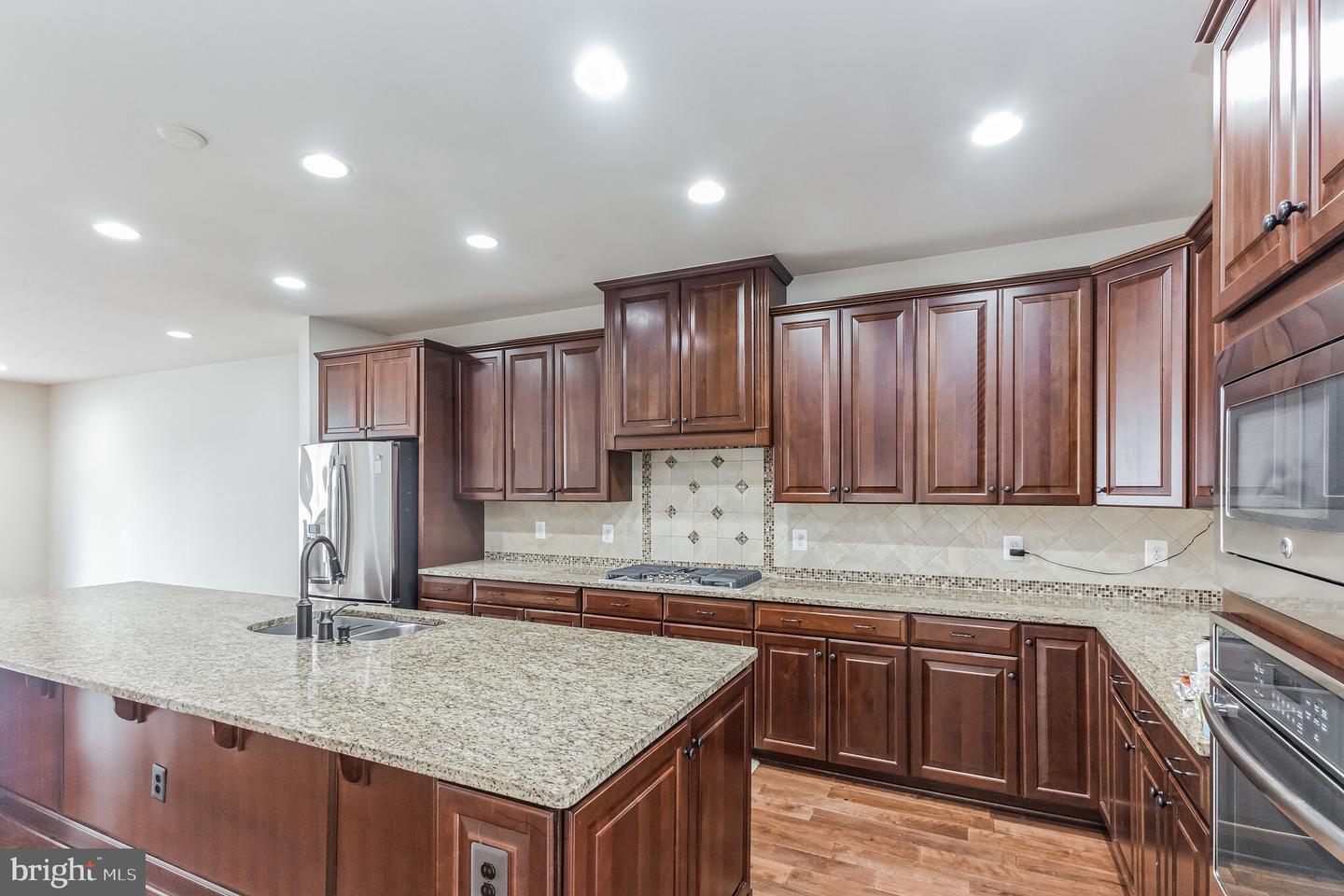 44369 FOXTHOM TERRACE