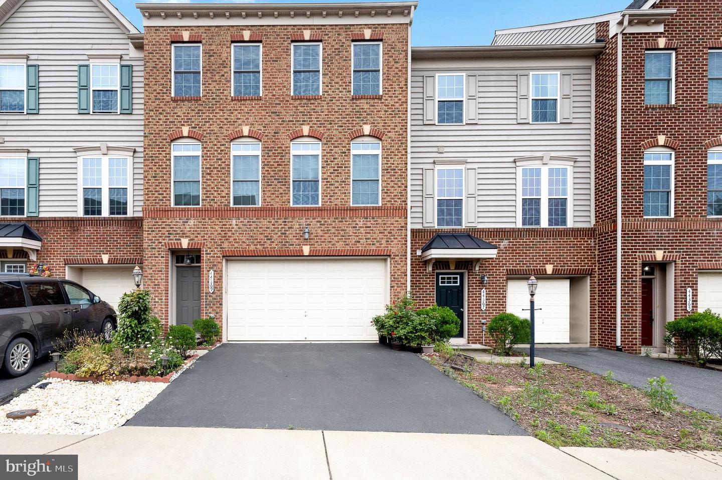 44369 FOXTHOM TERRACE