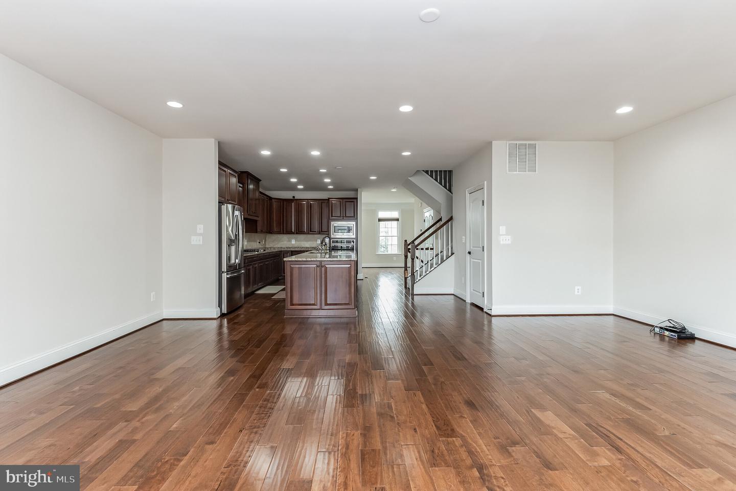 44369 FOXTHOM TERRACE