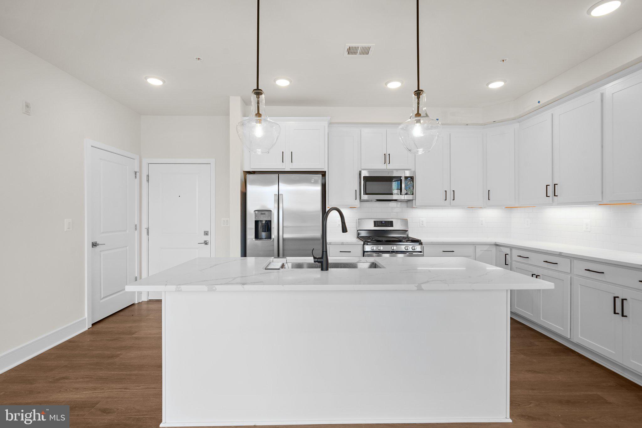 42920 FIREFLY SONATA TERRACE Unit: 107