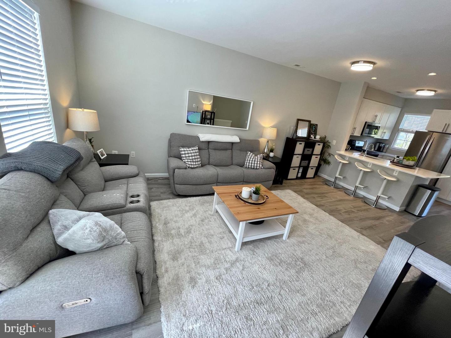 23052 FONTWELL SQUARE