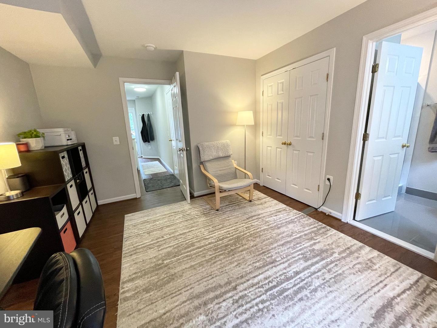 23052 FONTWELL SQUARE