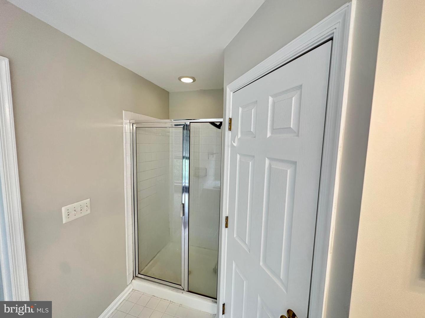 22706 SIMONET BLANC TERRACE