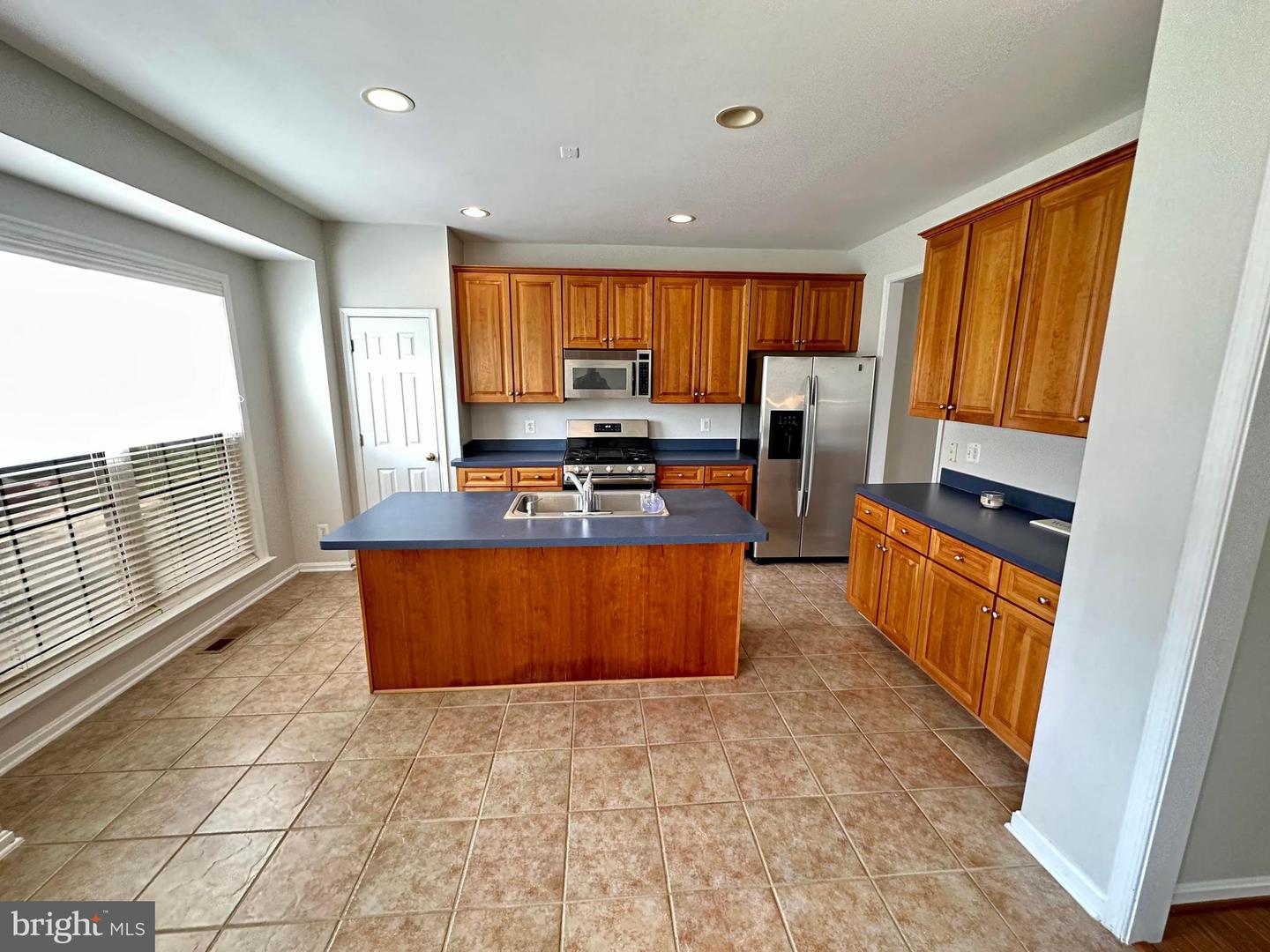 22706 SIMONET BLANC TERRACE