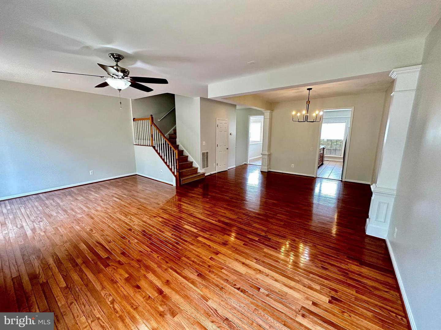 22706 SIMONET BLANC TERRACE