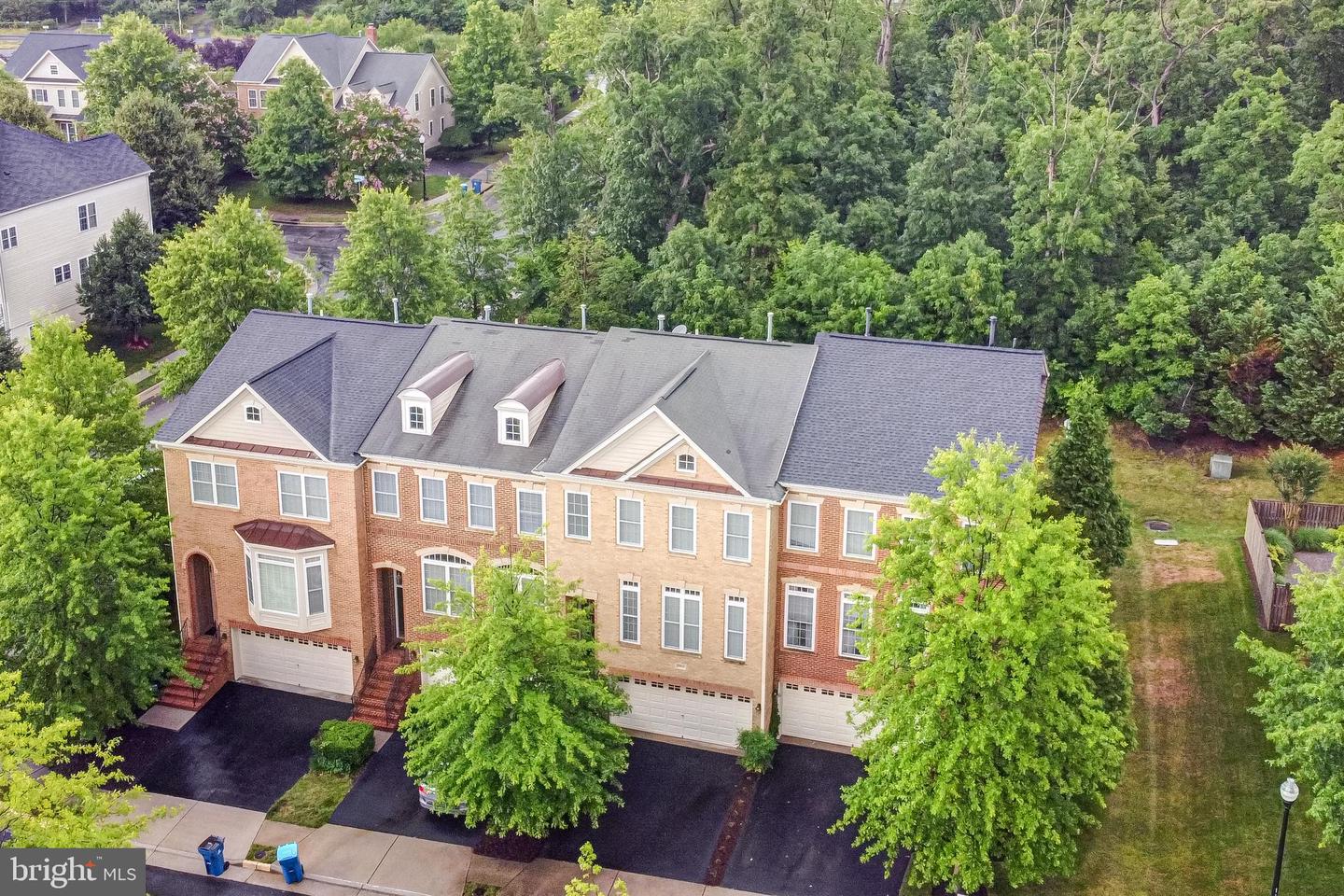 25504 OAK MEDLEY TERRACE