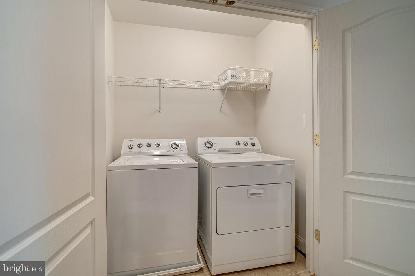 25504 OAK MEDLEY TERRACE