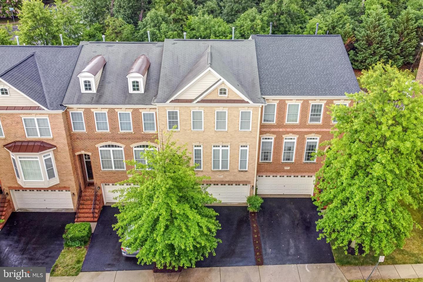 25504 OAK MEDLEY TERRACE