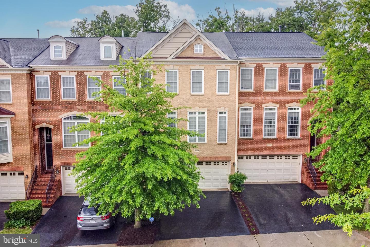 25504 OAK MEDLEY TERRACE