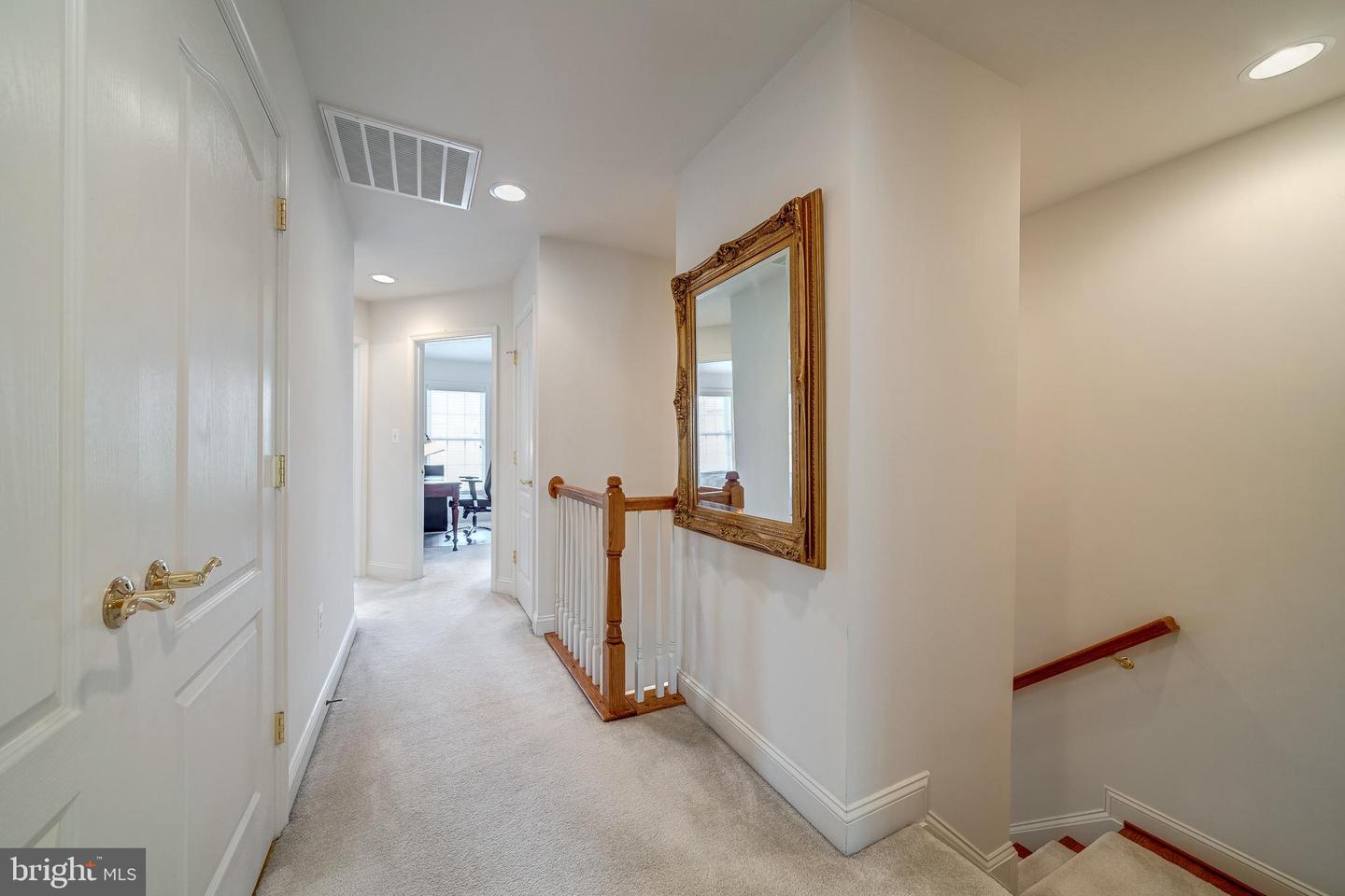 25504 OAK MEDLEY TERRACE