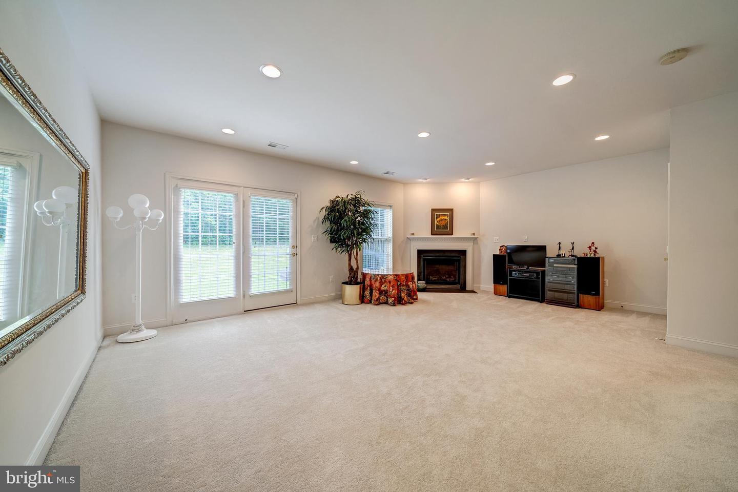 25504 OAK MEDLEY TERRACE