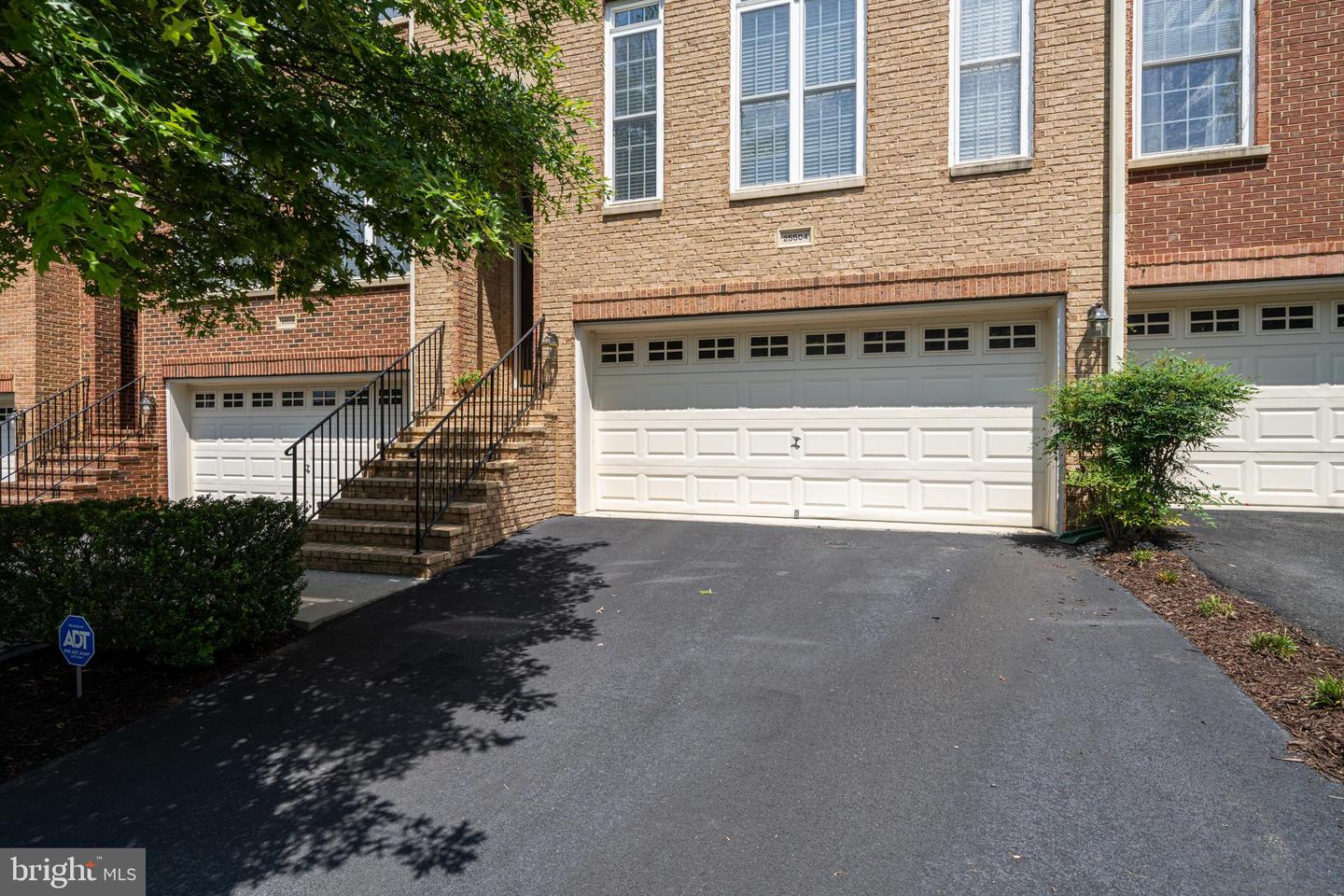 25504 OAK MEDLEY TERRACE