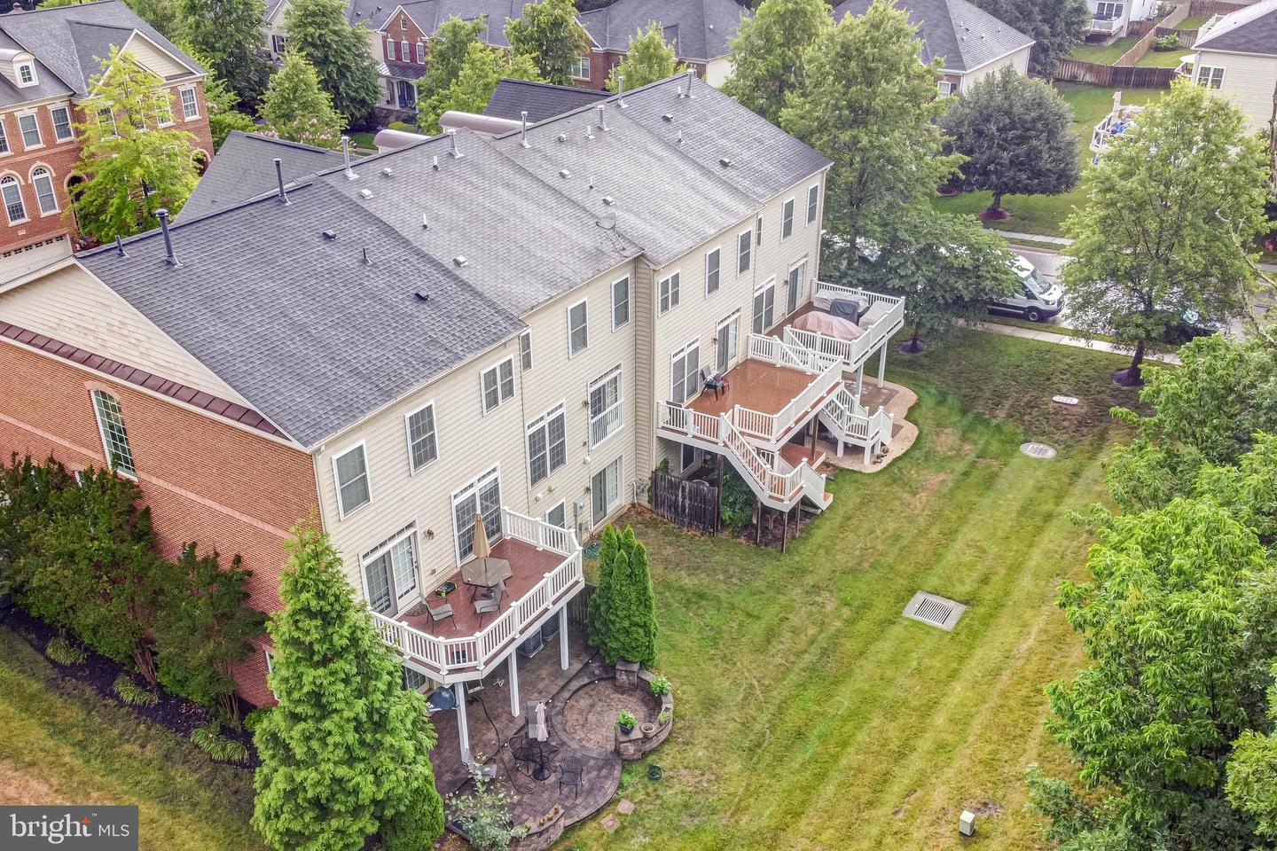 25504 OAK MEDLEY TERRACE
