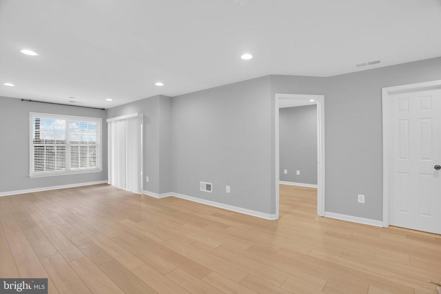 42598 CHISHOLM DRIVE