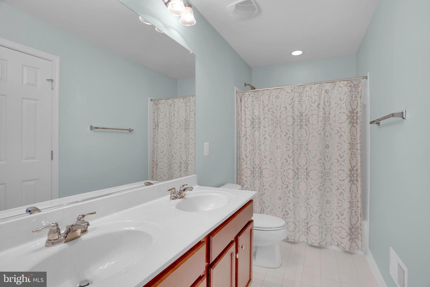 42598 CHISHOLM DRIVE