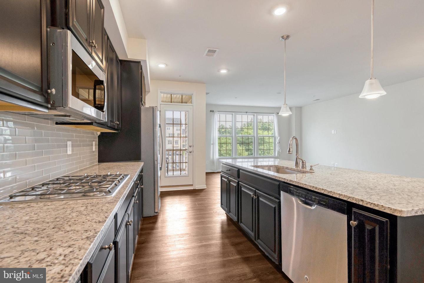 42110 WINNING GLORY DRIVE
