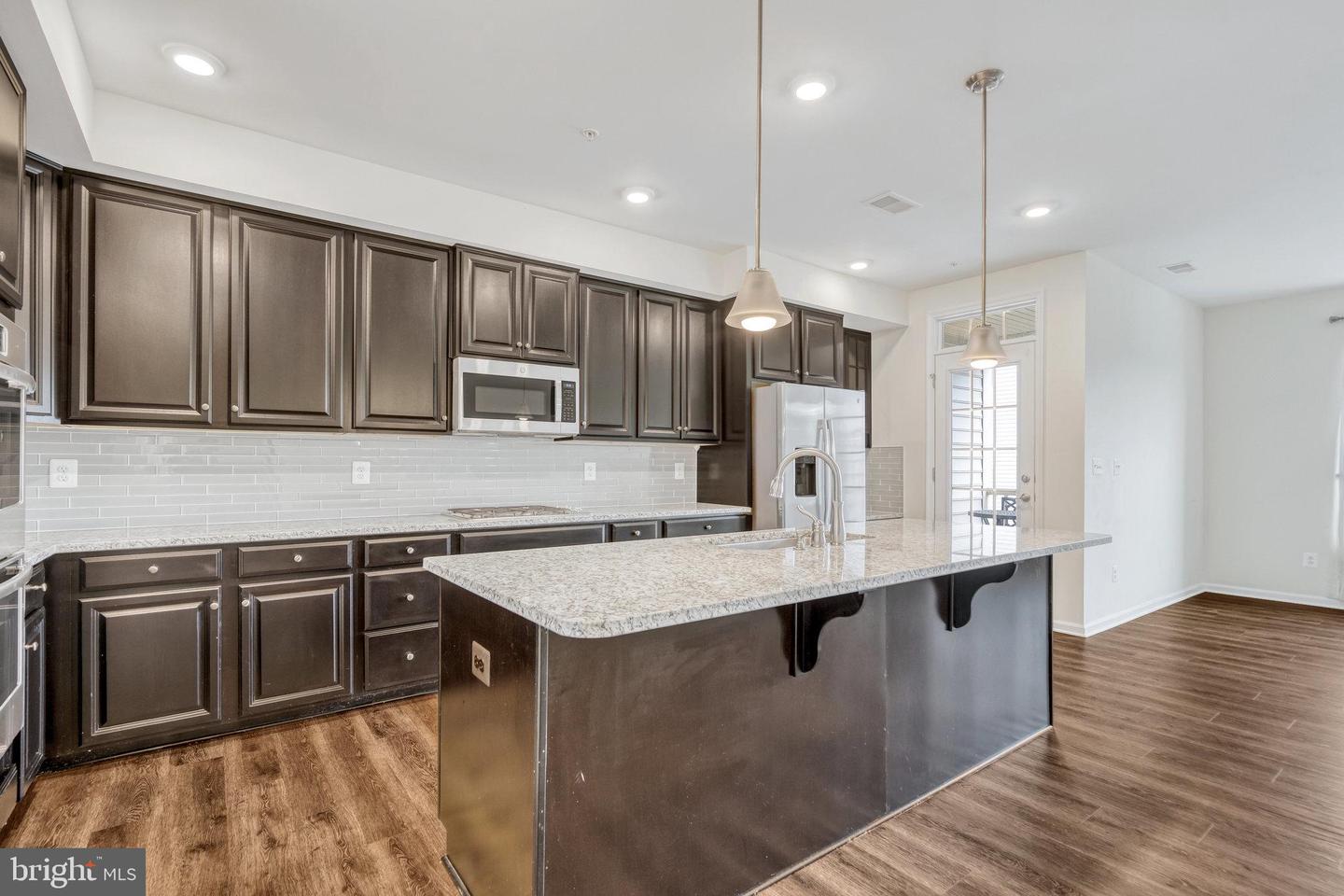 42110 WINNING GLORY DRIVE