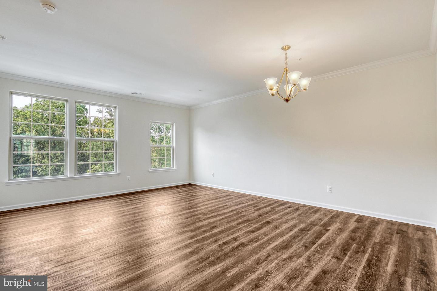 42110 WINNING GLORY DRIVE