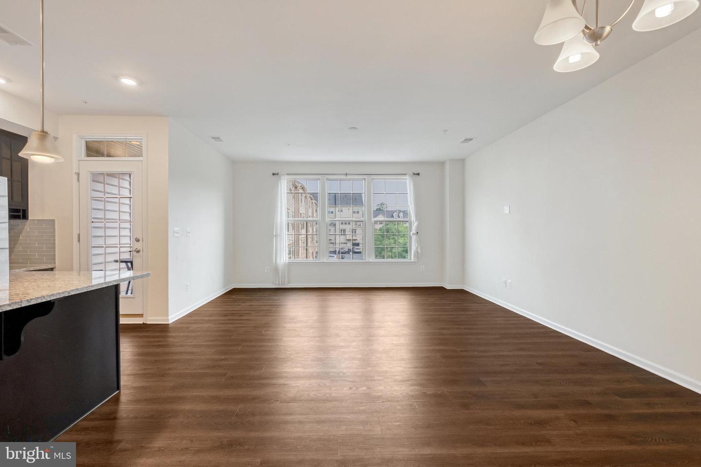 42110 WINNING GLORY DRIVE