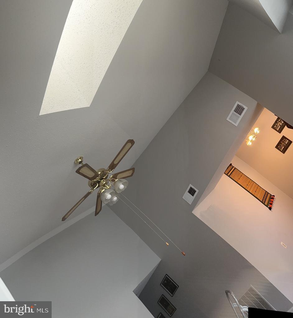 113 PROSPERITY AVENUE SE Unit: E