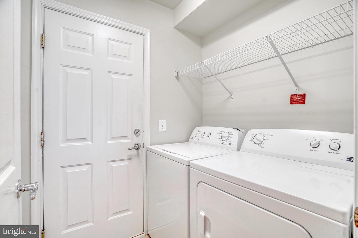 22442 SNOW POWDER TERRACE