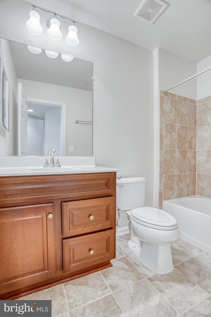 22442 SNOW POWDER TERRACE