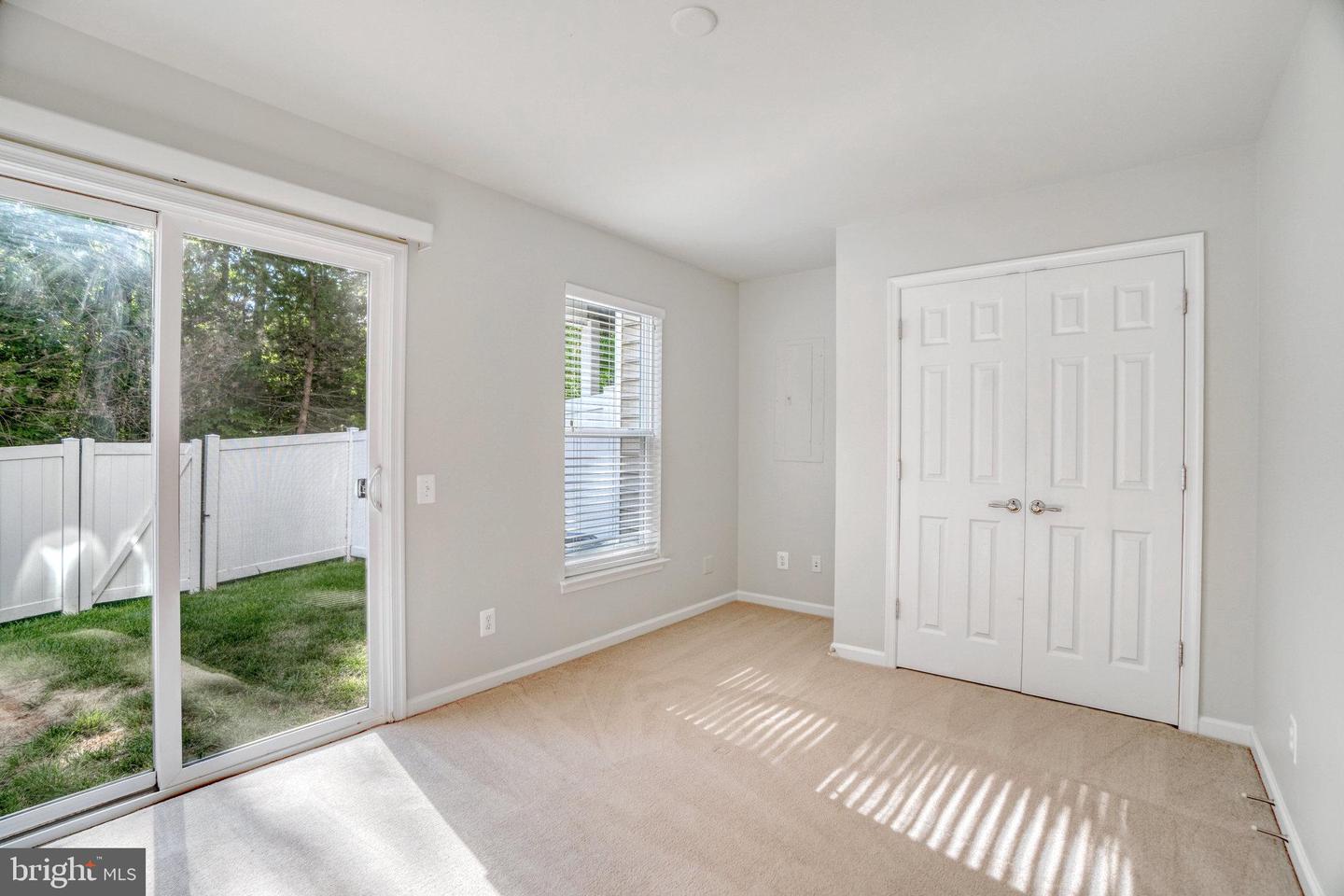 22442 SNOW POWDER TERRACE