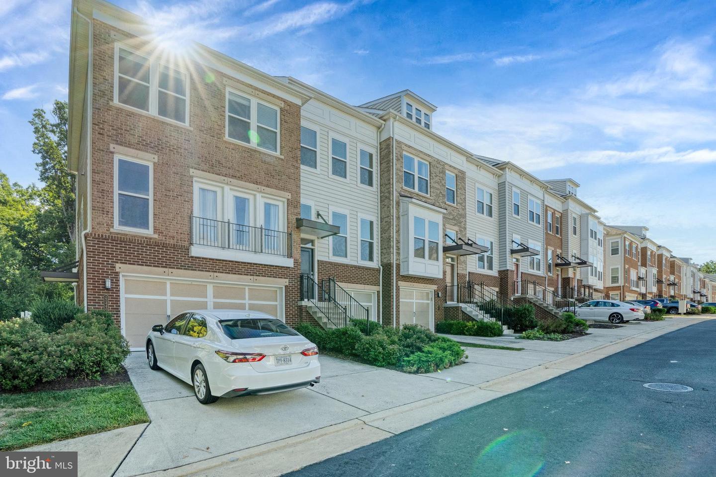 22442 SNOW POWDER TERRACE