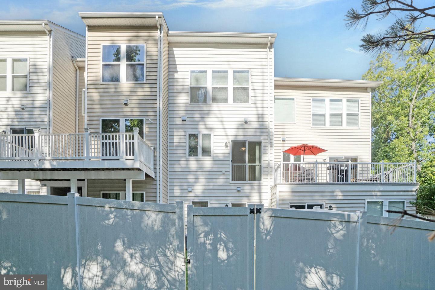 22442 SNOW POWDER TERRACE