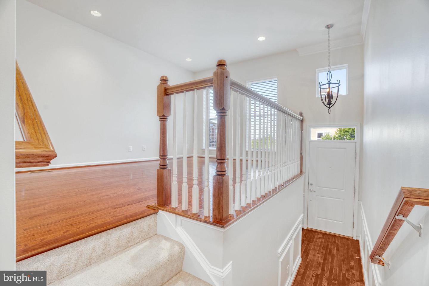 22442 SNOW POWDER TERRACE