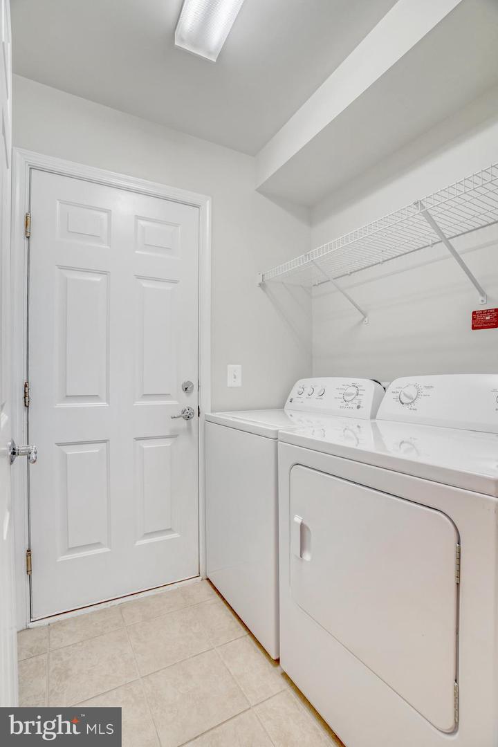 22442 SNOW POWDER TERRACE