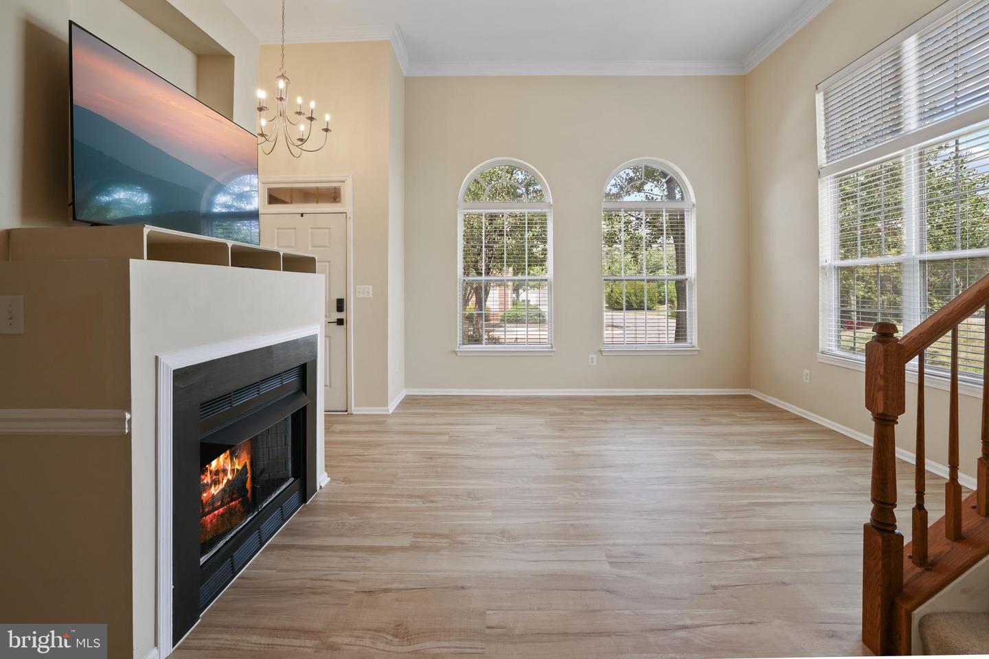 42290 TERRAZZO TERRACE