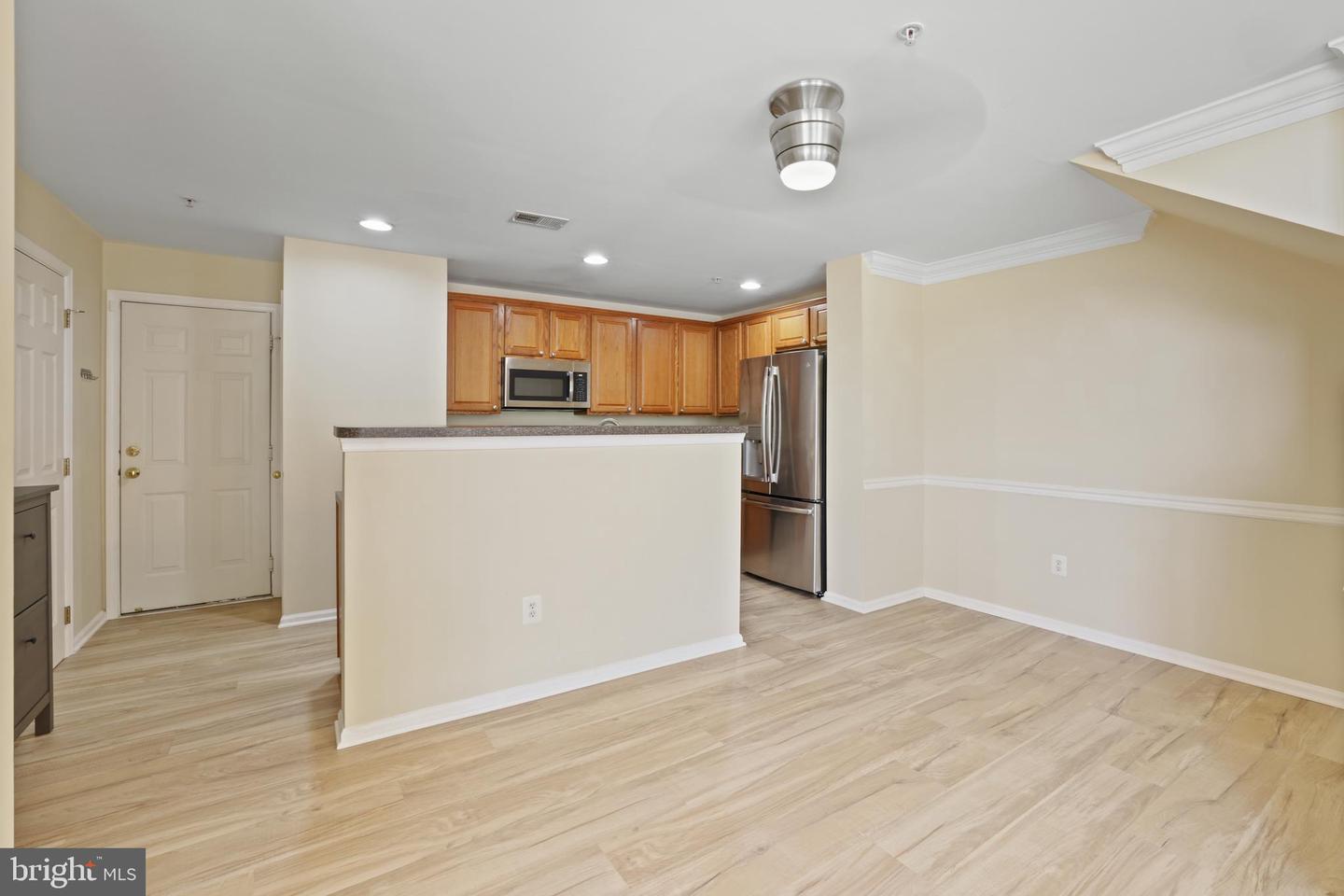 42290 TERRAZZO TERRACE