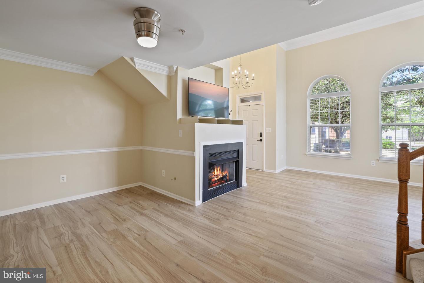 42290 TERRAZZO TERRACE