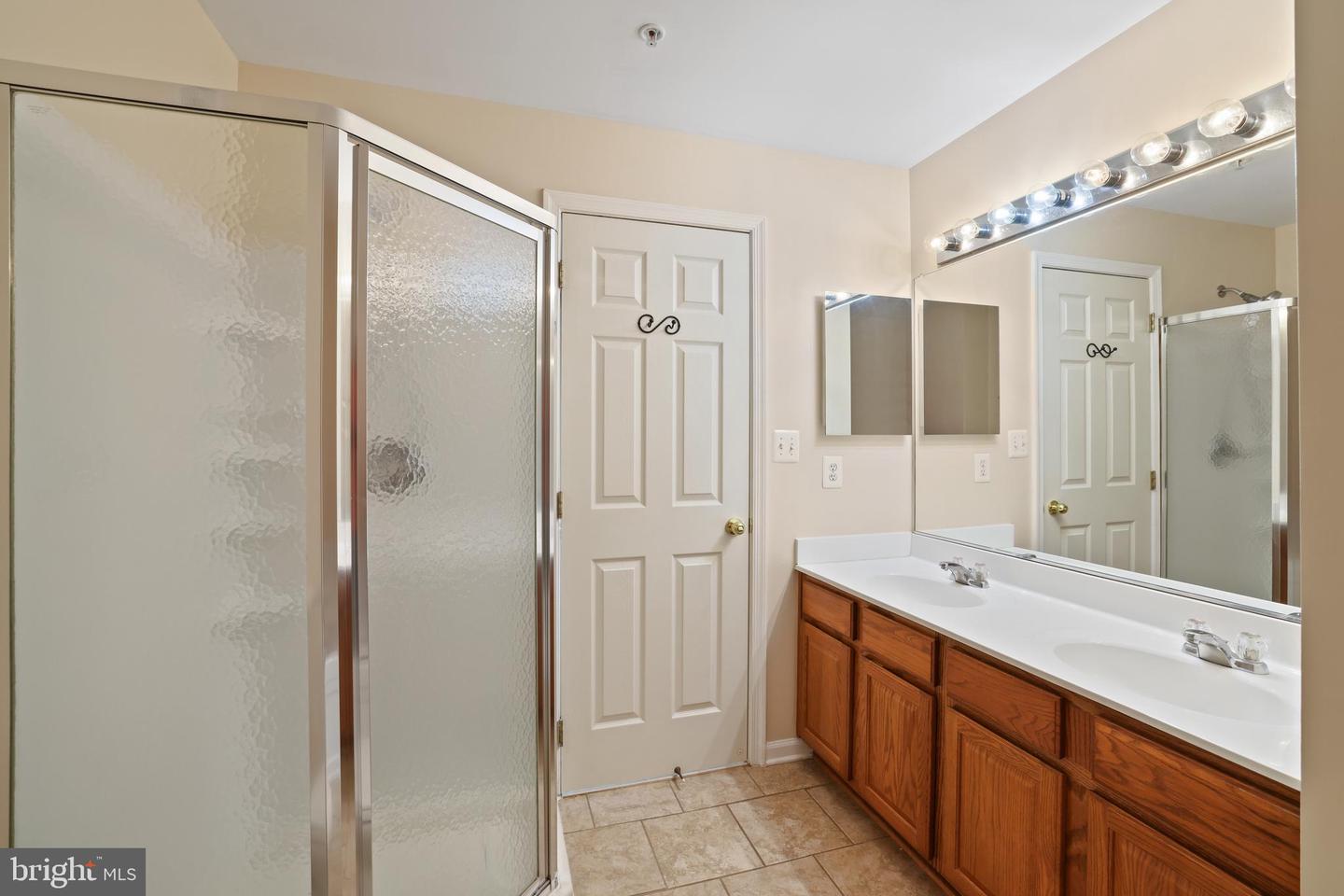 42290 TERRAZZO TERRACE