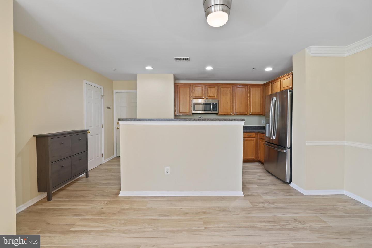 42290 TERRAZZO TERRACE